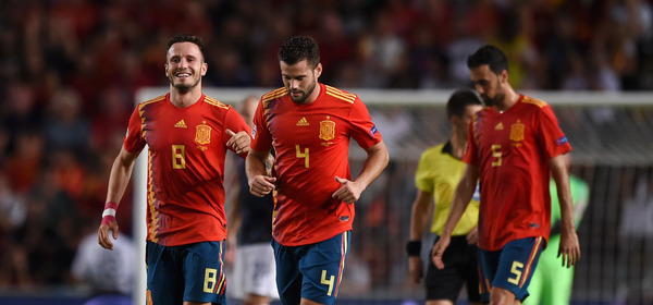 ELCHE, SPAIN - SEPTEMBER 11:  Saul Niguez of Spain (8) celebrates after scoring his team's first goal alongside Nacho Fernandez of Spain (4) during the UEFA Nations League A Group four match between Spain and Croatia at Estadio Manuel Martinez Valero on September 11, 2018 in Elche, Spain.  (Photo by Denis Doyle/Getty Images)