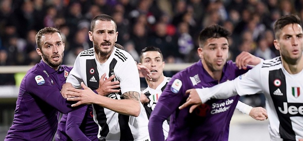 during the Serie A match between ACF Fiorentina and Juventus at Stadio Artemio Franchi on December 1, 2018 in Florence, Italy.